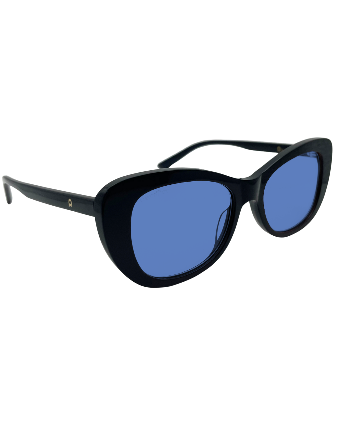 Piper: E-Blue